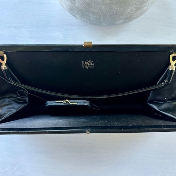 1960’S, AFTER FIVE, CLUTCH BAG OR PURSE WITH HIDDEN INSIDE HANDLE. - Picture 8 of 10